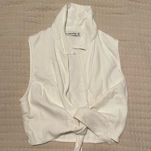 Tie-Front Linen-Blend Top 😍🤍